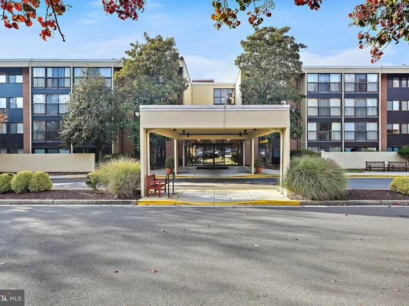 2921 N Leisure World Blvd #1-316, Silver Spring, MD 20906