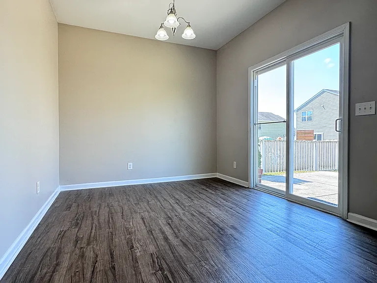 1009A Green Terra Rd — Photo 4
