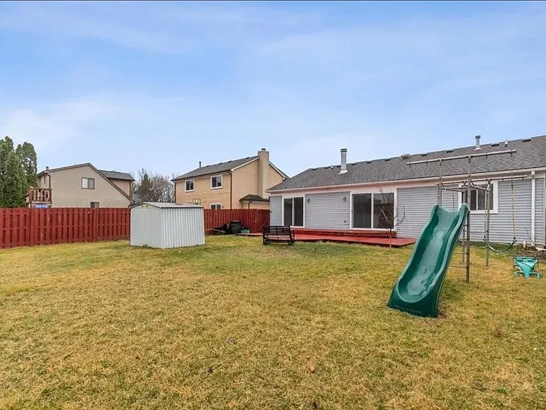 1715 Fern Ct — Photo 27