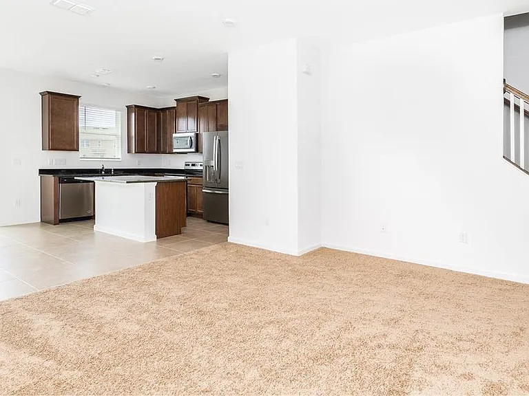 987 Spring Palms Loop — Photo 5