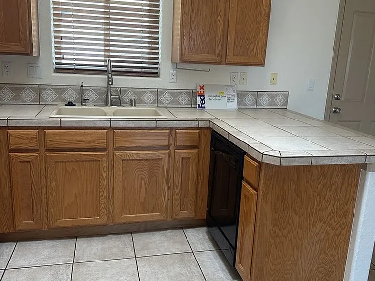 3416 Mockingbird Dr #101 & 102 — Photo 9