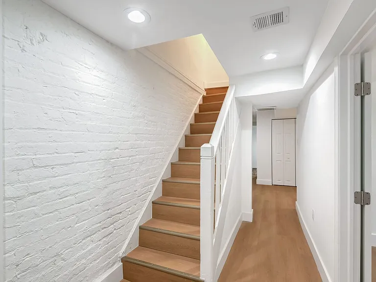 648 Keefer Pl NW #LL — Photo 13