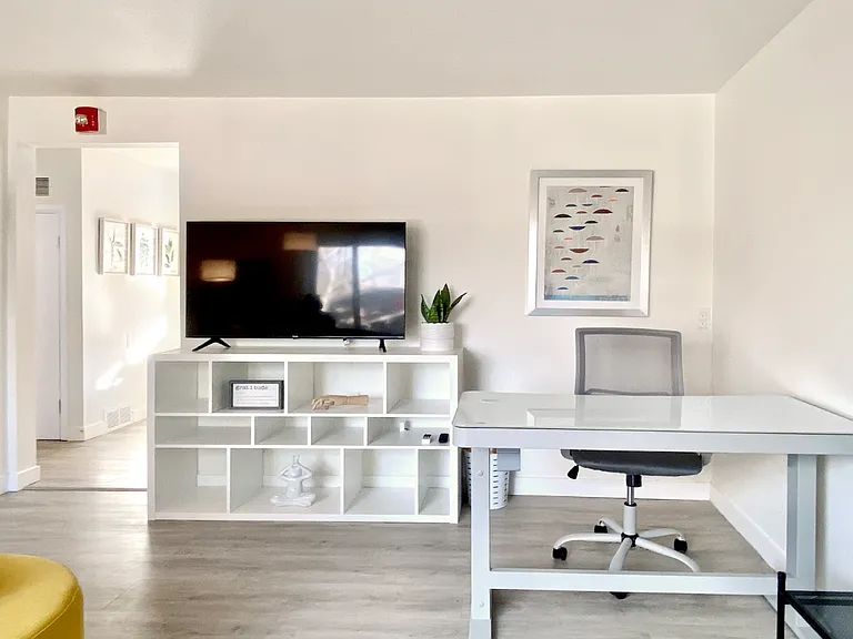 1840 Alpine Ave #4 — Photo 3