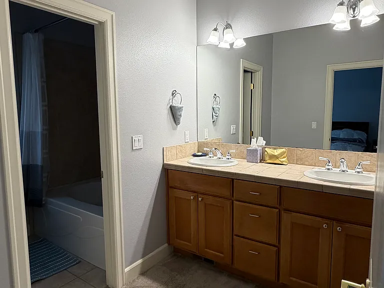 19314 SW Laurelhurst Way — Photo 19