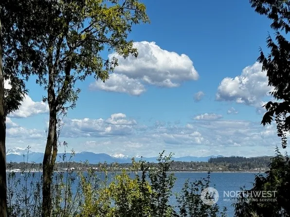 5508 Pine Siskin Rd., Blaine, WA 98230