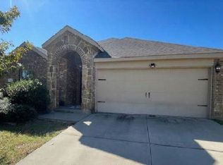 231 Clydesdale St, Waxahachie, TX 75165