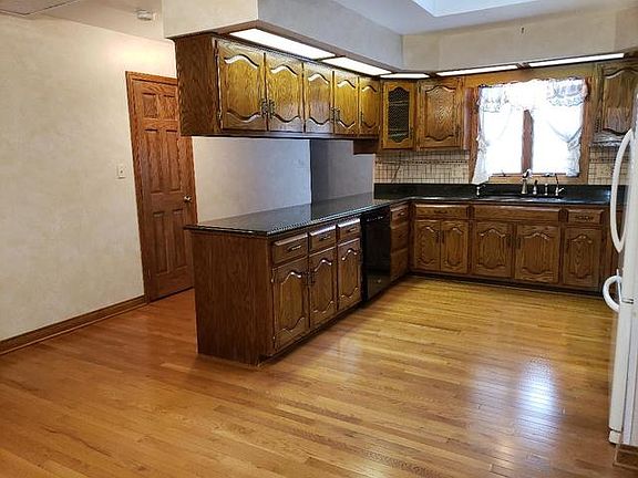 4th image of 14059 S Golden Oak Dr