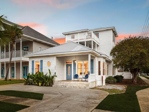 4585 Luke Ave, Destin, FL 32541