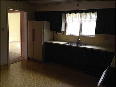 2nd image of 108 Stillwood Dr
