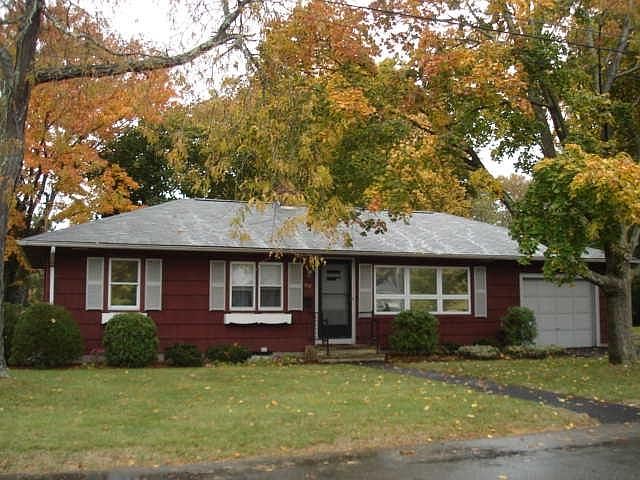 1st image of 30 Farnum Rd