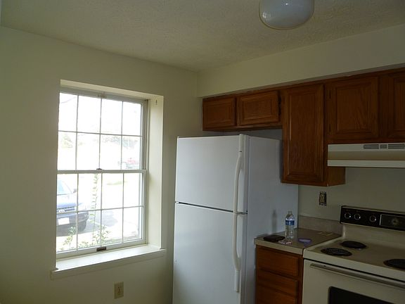 4th image of 19129 Partridge Wood Dr