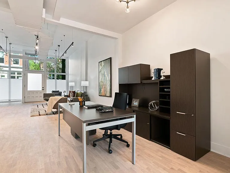 1752 N Sedgwick St #1 — Photo 5