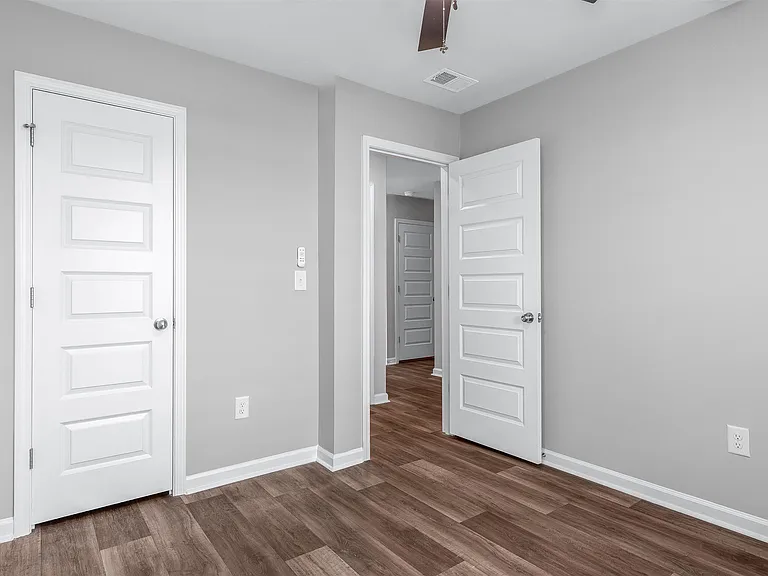 1239 English Oaks — Photo 26