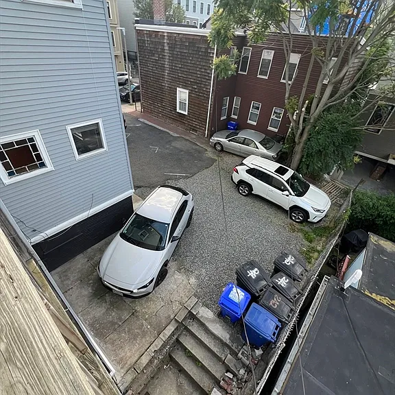 242 W 3rd St #2 — Photo 21