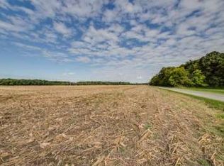 9503 Niehaus Rd, New Douglas, IL 62074