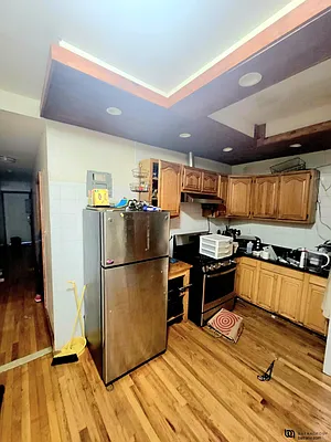 Rented by Batra Group Inc | media 2