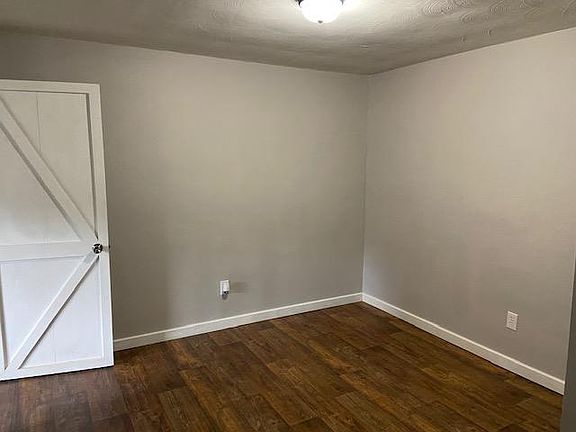 2nd image of 1704 Highpoint Ave #2