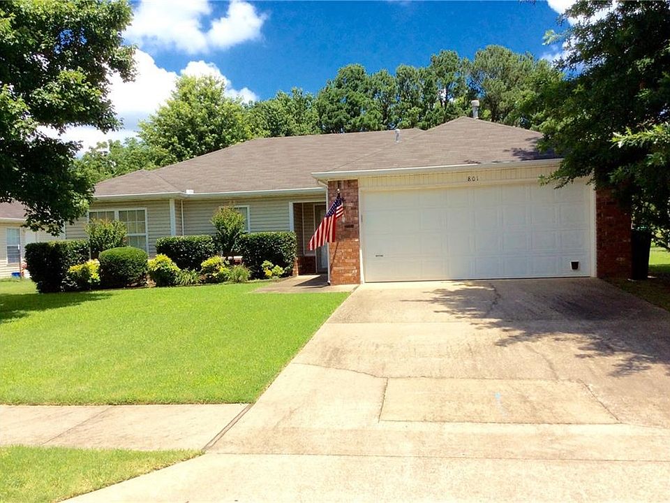 1st image of 801 E Olrich St