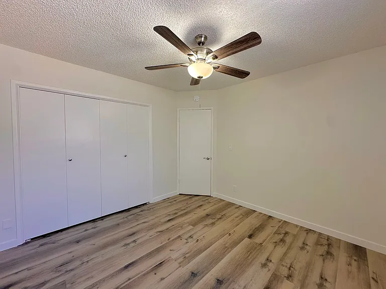 25907 Oak St — Photo 21