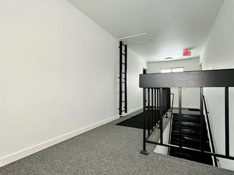 118 W Prairie St — Photo 17