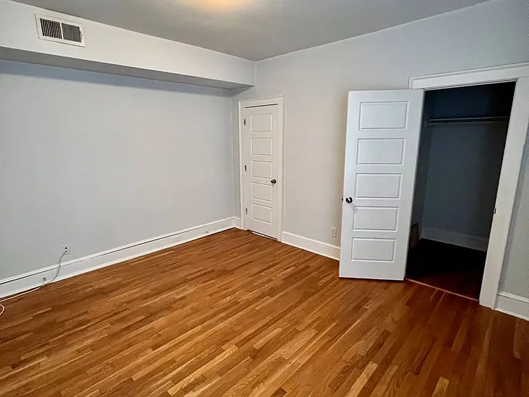 1107 W Grace St — Photo 12