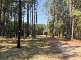 150 Buck Aly, Douglass, TX 75943