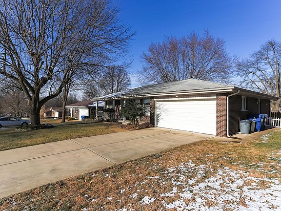 4th image of 10063 Buffton Dr
