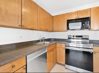 3660 N Lake Shore Dr APT 1808, Chicago, IL 60613