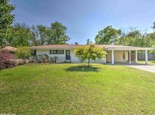 411 Freida St, Hot Springs, AR 71913