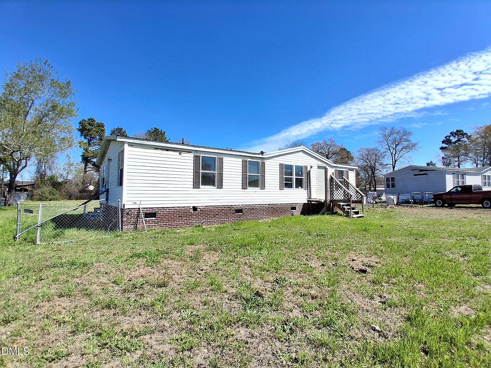 1st image of 4725 Desert Ridge Rd