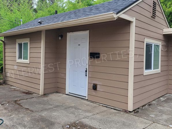2457 Trade St SE