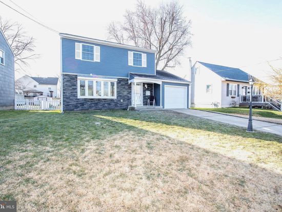 516 W Lincoln Ave, Magnolia, NJ 08049