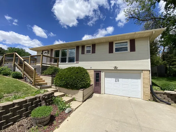 315 2nd St NW, Byron, MN 55920