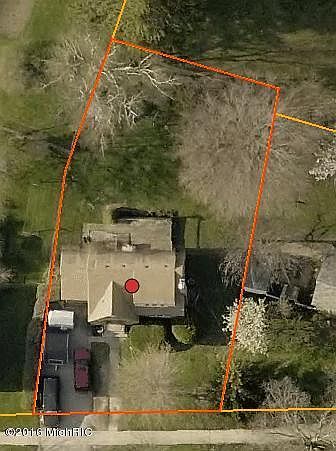 1st image of 349 W Randall St