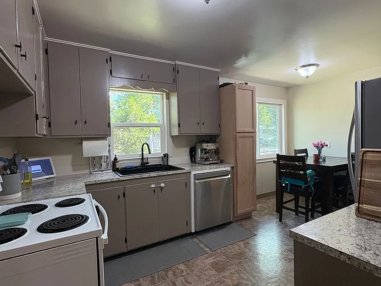 2120 Yellowstone Ave — Photo 7