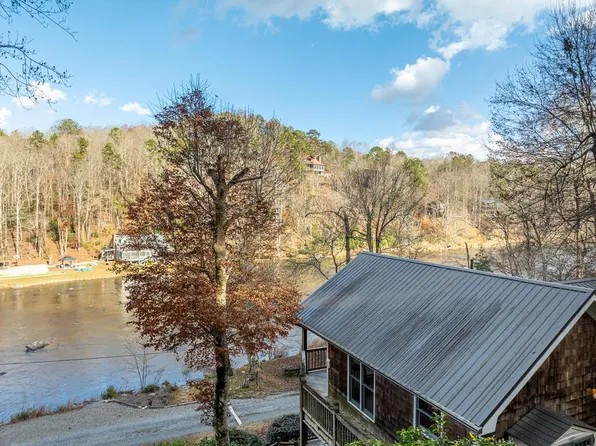 232 Riveredge Ln, Ellijay, GA 30540