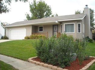 729 41st Ave NW, Rochester, MN 55901