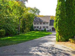 6 Lisa Ln, Georgetown, MA 01833