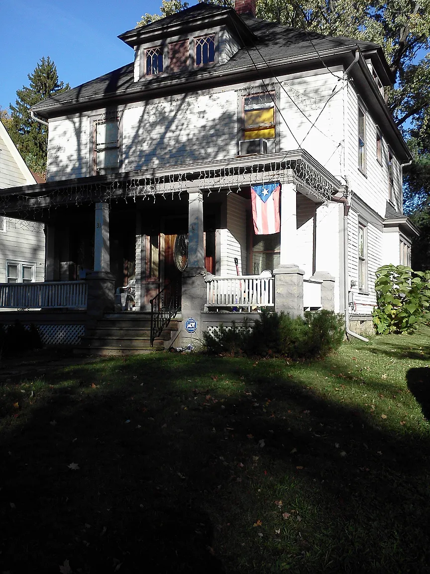 31 Park St photo 1
