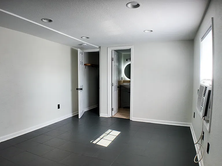 224 S Lopez St — Photo 9