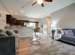 402 Cambria Dr, North Liberty, IA 52317