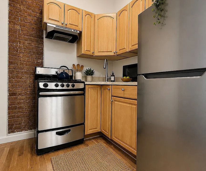 2nd image of 555 W 151st St APT 2