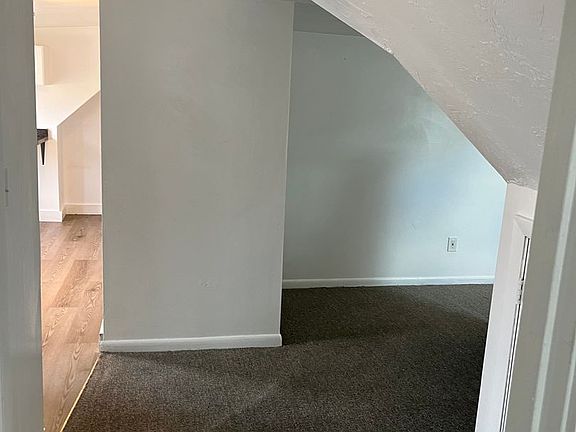 4th image of 396 East St #2
