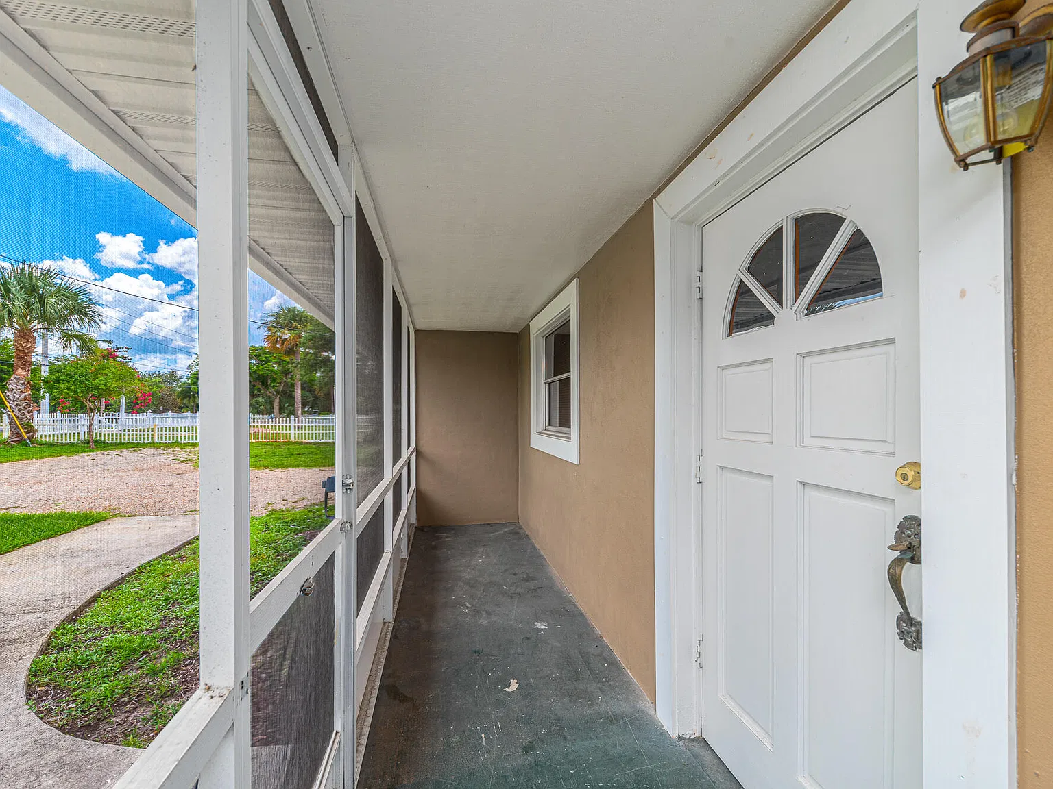 3 bed, 2.0 bath, 1474 sqft, $3,500 — Photo 3