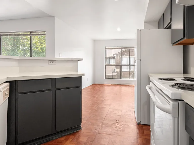 7200 T C Jester Blvd #2604 — Photo 5