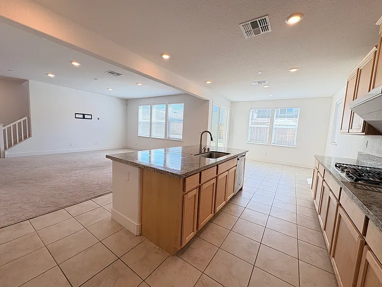 3016 Summerscape Dr — Photo 7
