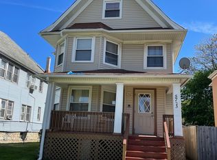 5723 W Race Ave, Chicago, IL 60644