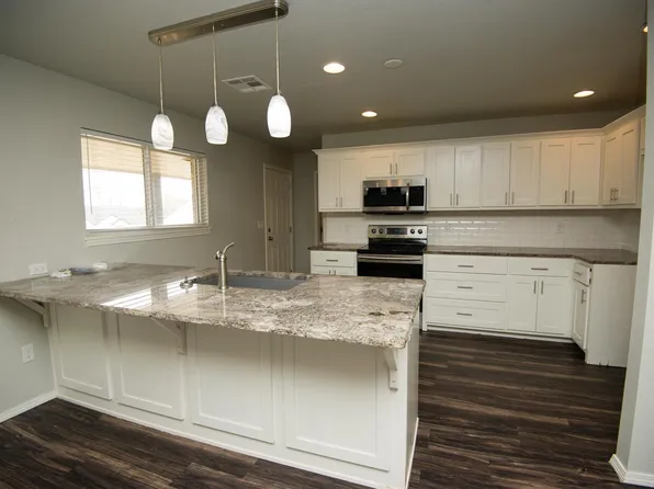 911 N Main St #A-b, Stillwater, OK 74075