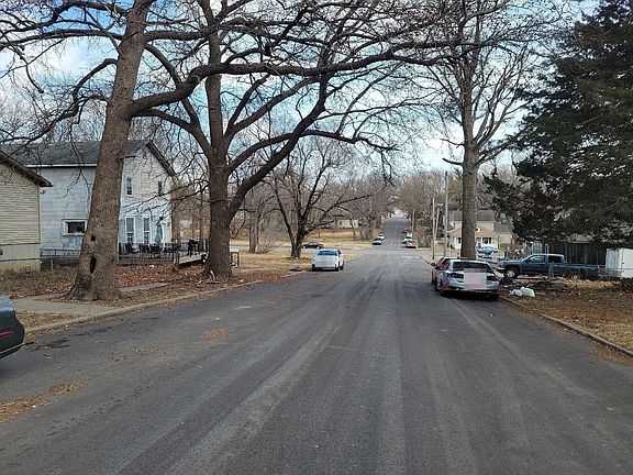 4th image of 426-426 1/2 Pottawatomie St