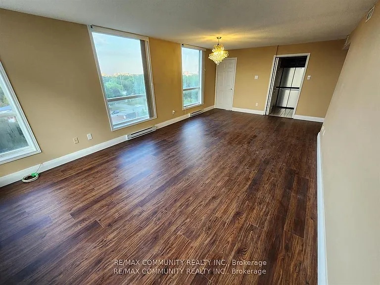 4727 Sheppard Ave E #804 — Photo 10